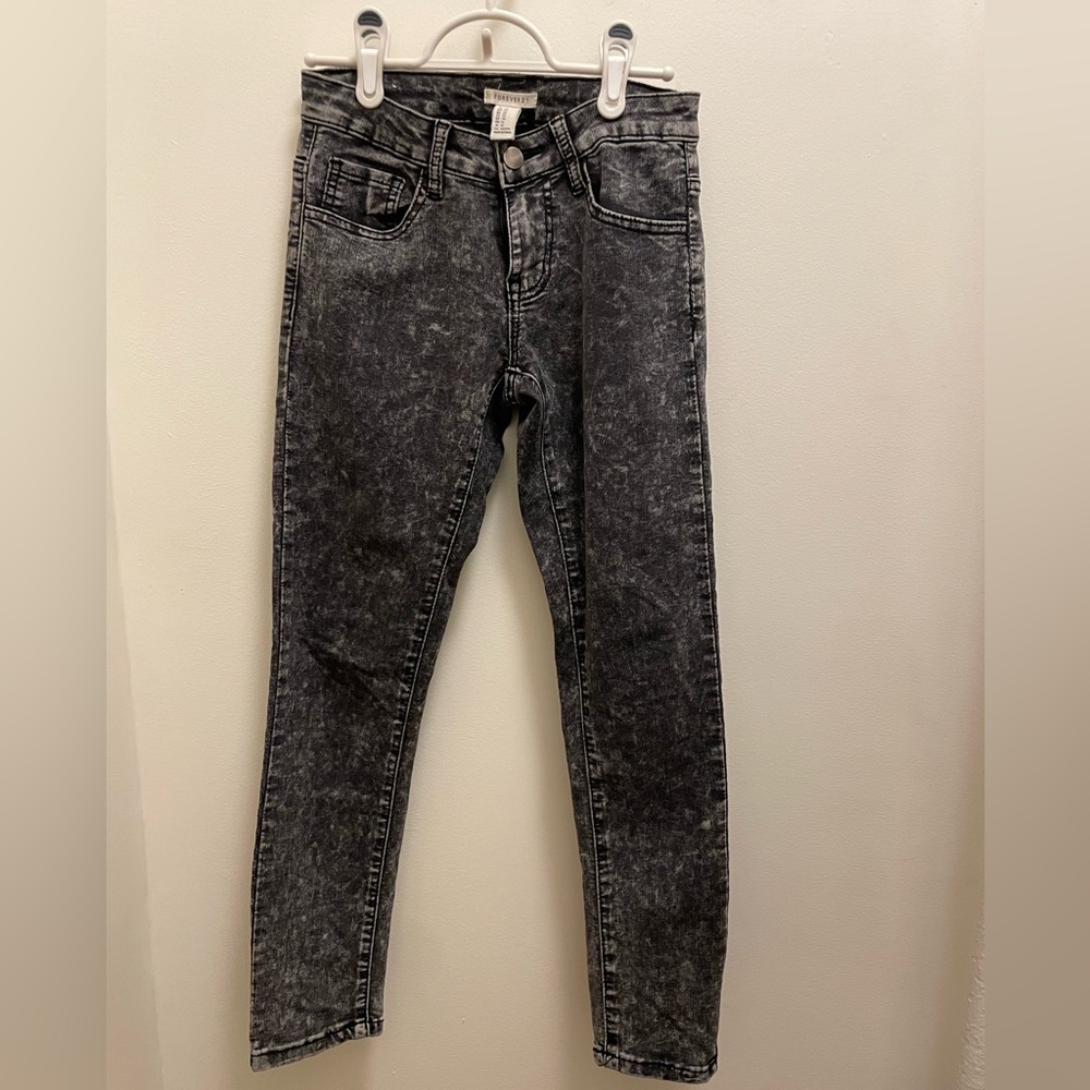 Forever 21 Charcoal Acid Wash Skinny Jeans